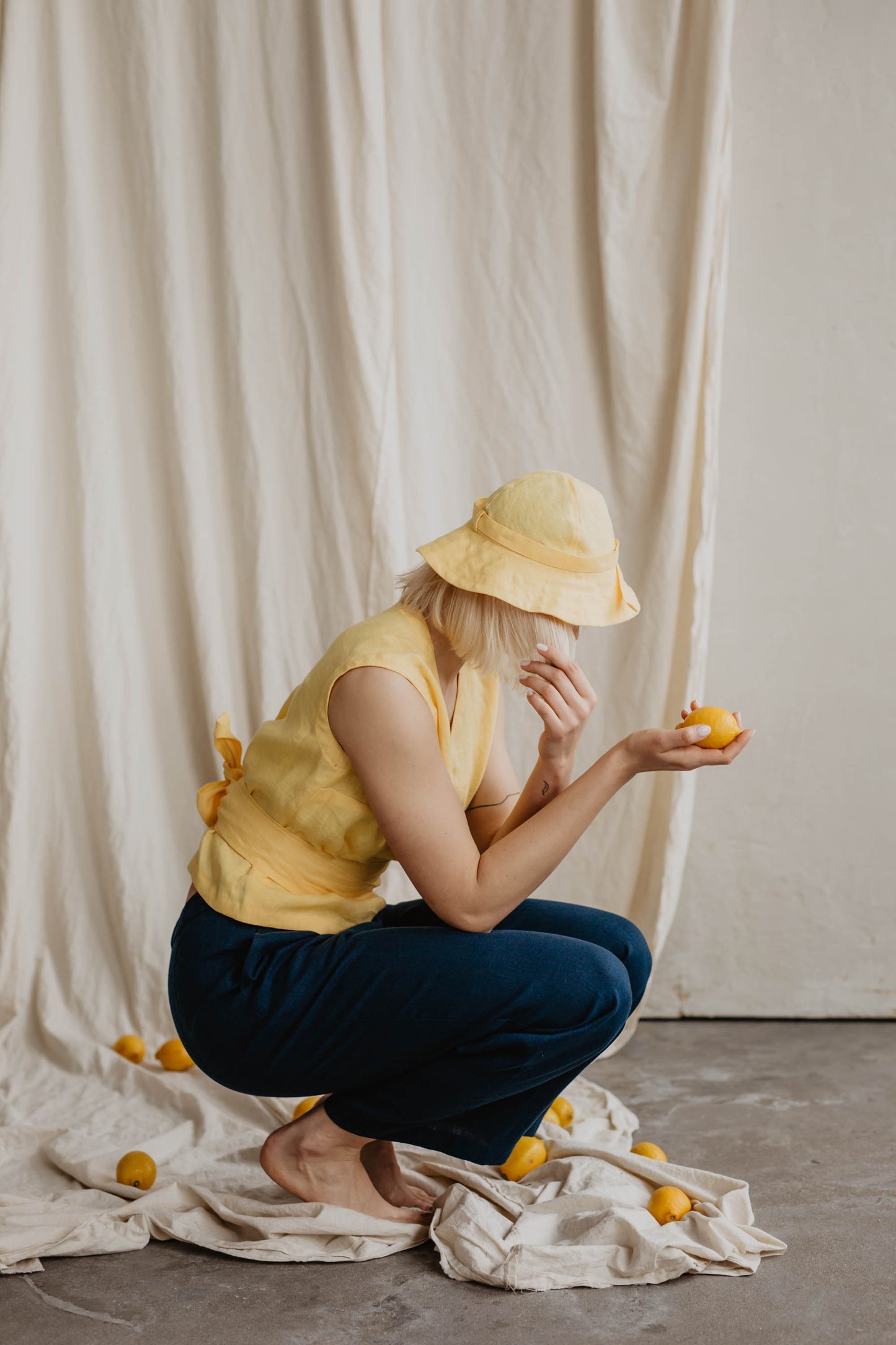 Linen bucket hat