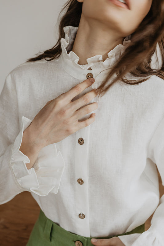 Women's linen shirt Juodkrante