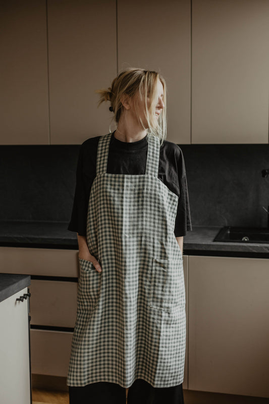 Linen pinafore apron DIRVOLIRA