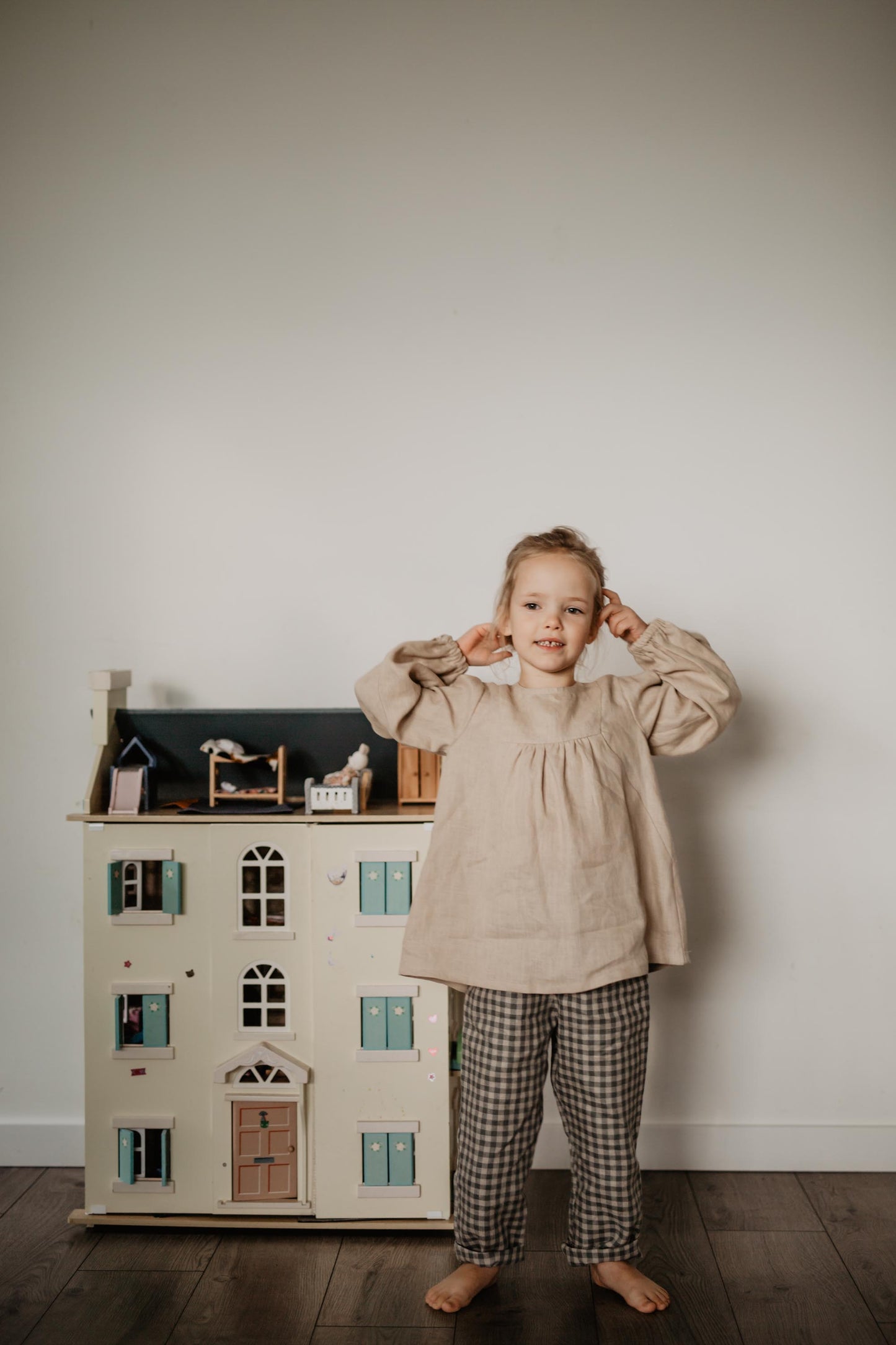 Linen top for kids AITVARAS