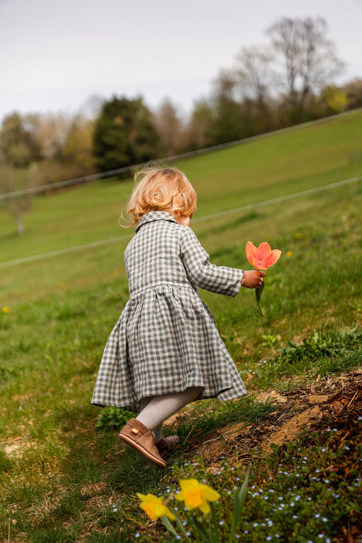 Girls linen dress MEDEINA