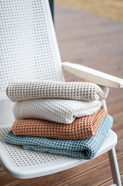 Waffle linen bath towel