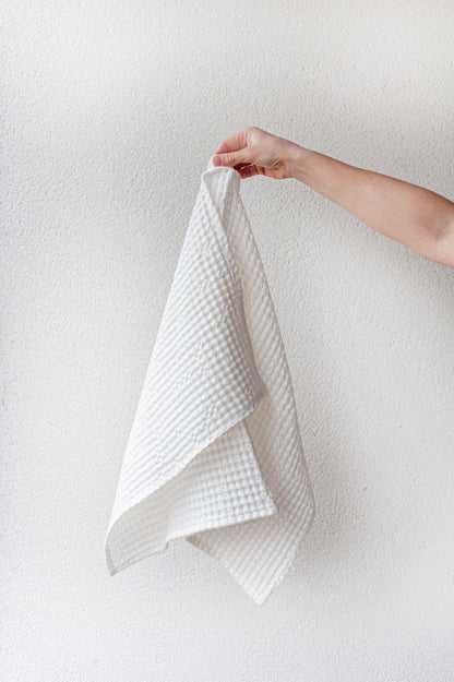 Waffle linen hand towel