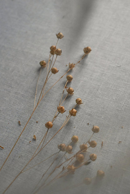 Round linen tablecloth